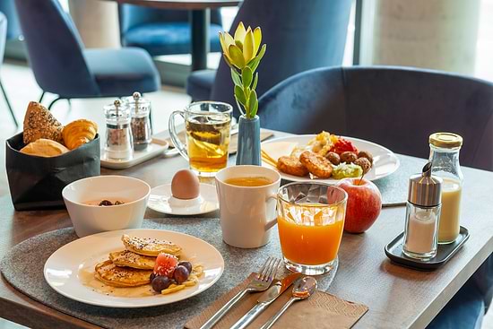 Leonardo Hotel Augsburg - Frühstück