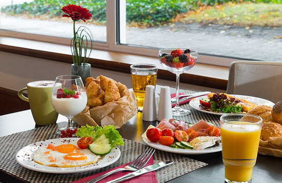 Leonardo Hotel Düsseldorf City Center - Ontbijt