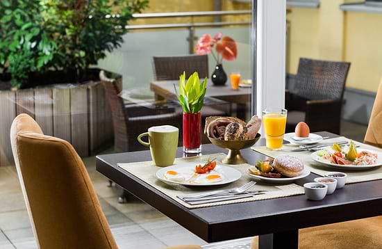 Leonardo Hotel München City Center - Breakfast table