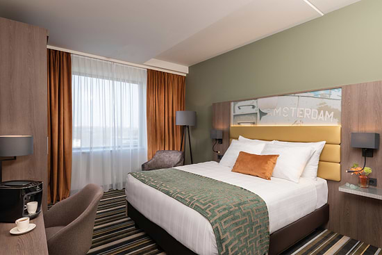 Leonardo Royal Hotel Amsterdam - Deluxe Queen Zimmer
