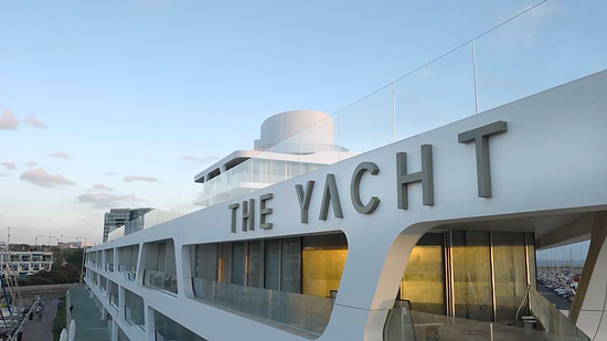 THE YACHT - Exterior