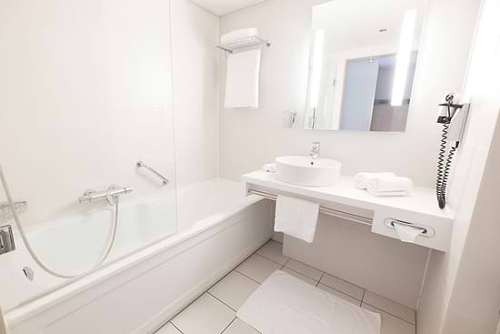Leonardo Hotel Breda City Center - Baño Habitación Doble