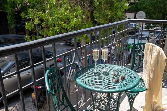 Bachar House - Lounge