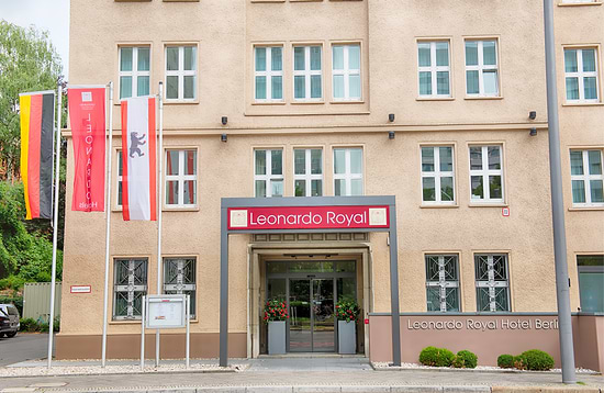 Leonardo Royal Hotel Berlin Alexanderplatz - Wejście do hotelu