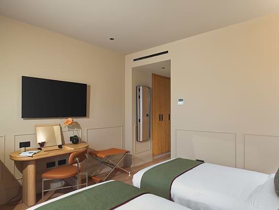 Leonardo Boutique Hotel Venetian Nicosia - Deluxe Room