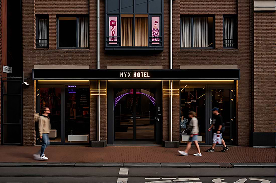 NYX Hotel Amsterdam Rembrandt Square — Extérieur