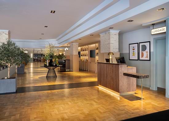 Leonardo Royal Hotel Birmingham Reception