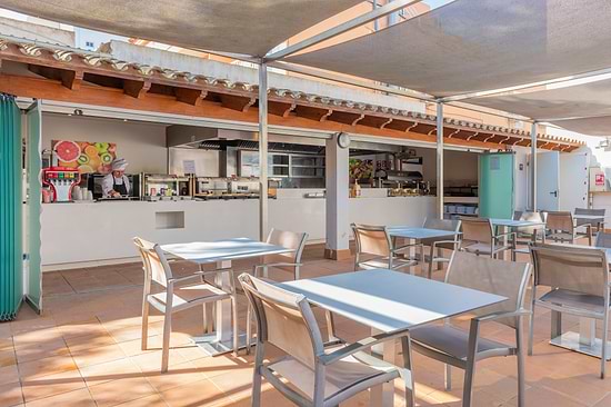 Leonardo Suites Hotel Mallorca Calvia – Бар и терраса