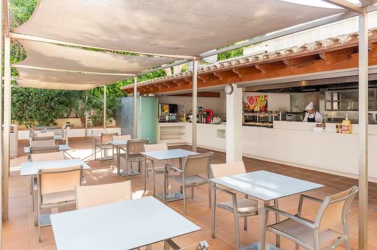 Leonardo Suites Hotel Mallorca Calvia – Бар и терраса