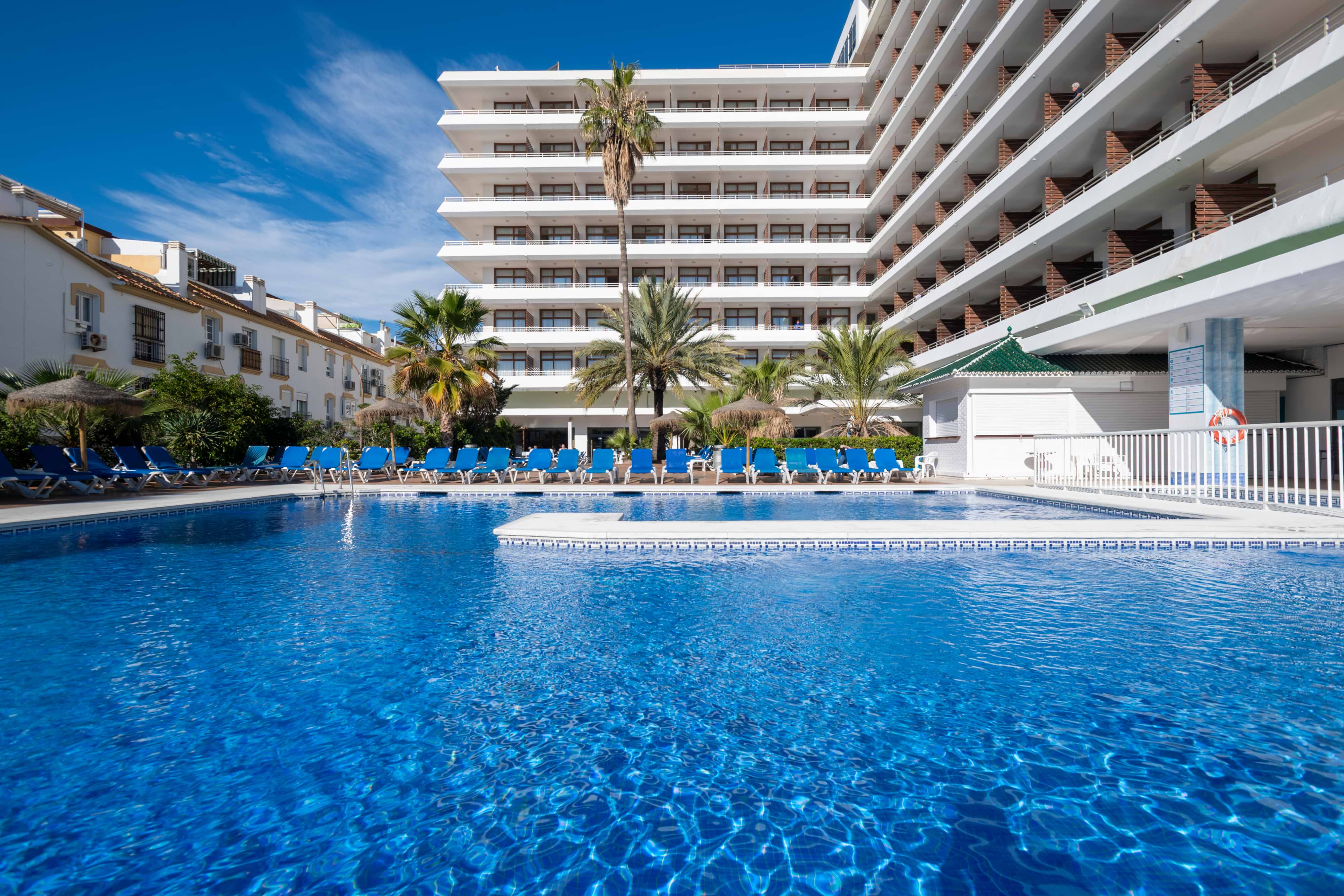 Leonardo Hotel Torremolinos Costa del Sol - Pool