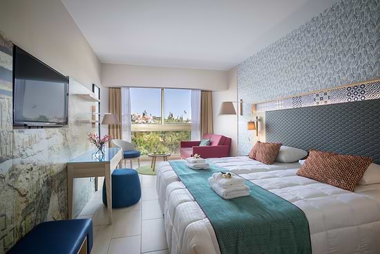 Leonardo Laura Beach & Splash Resort - Habitación Family
