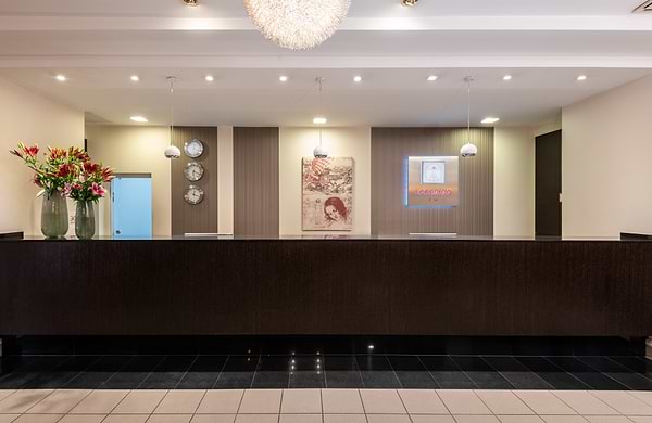 Leonardo Hotel Köln Bonn Airport - Receptie
