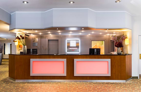 Leonardo Hotel Mönchengladbach - Ресепшн