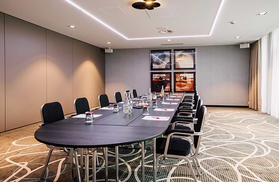 Leonardo Hotel Zurich Airport - Meeting Room