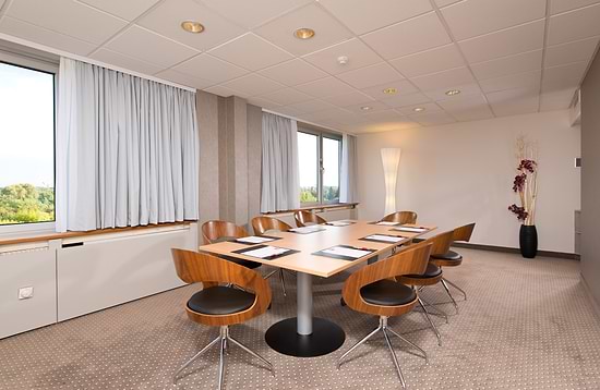 Leonardo Hotel Munich Arabellapark - Meeting Room