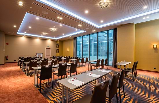Leonardo Royal Hotel Barcelona Fira - Переговорная комната