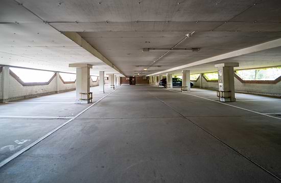 Leonardo Hotel Hamburg Elbbrücken - Garage