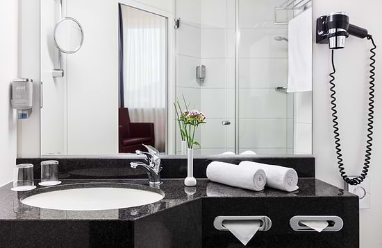 Hotel Freiburg City Center by Leonardo Hotels - Executive Kamer
