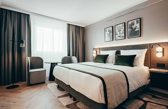 Leonardo Hotel Köln – Superior Room