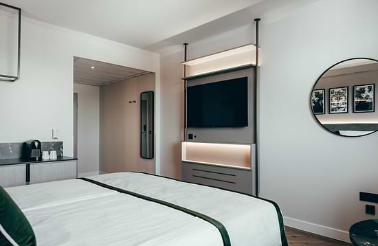 Leonardo Hotel Köln - Superior Room