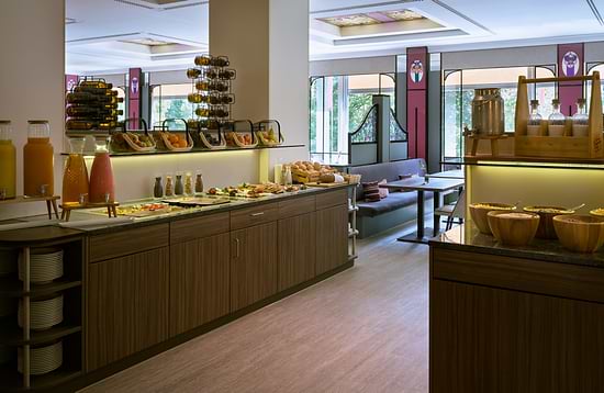 Leonardo Hotel Munich Arabellapark - Breakfast Buffet