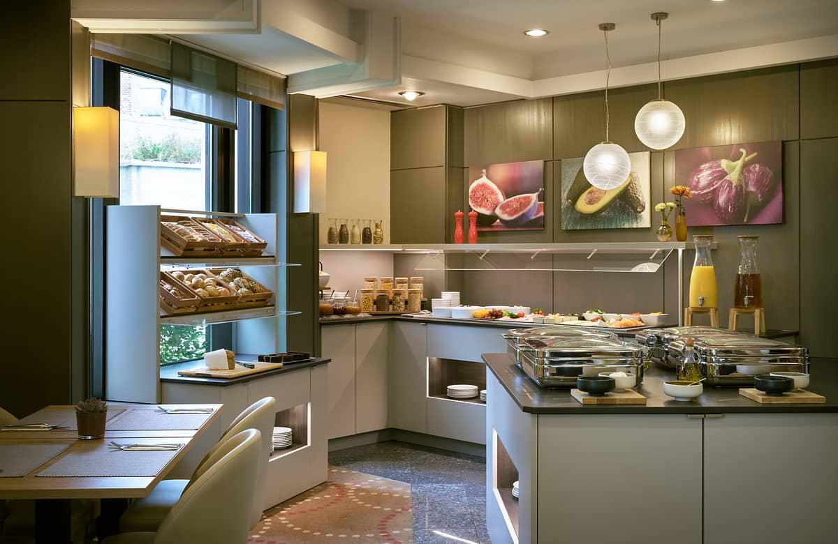 Leonardo Hotel Munich City North - Śniadanie Restauracja