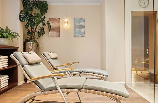 Leonardo Hotel München City West - Зал отдыха