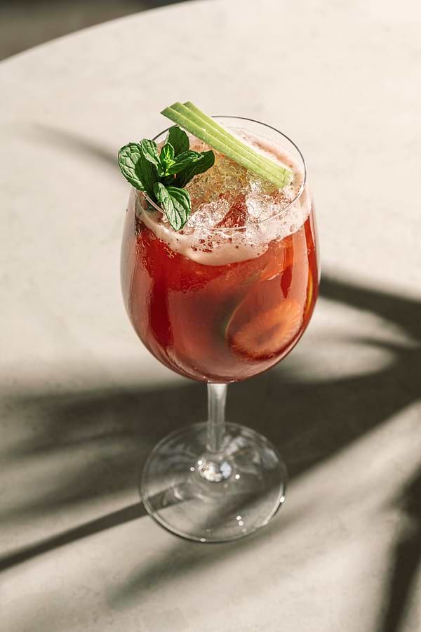 NALU Latchi - Leonardo Limited Edition - ZEPHYR Pool Bar