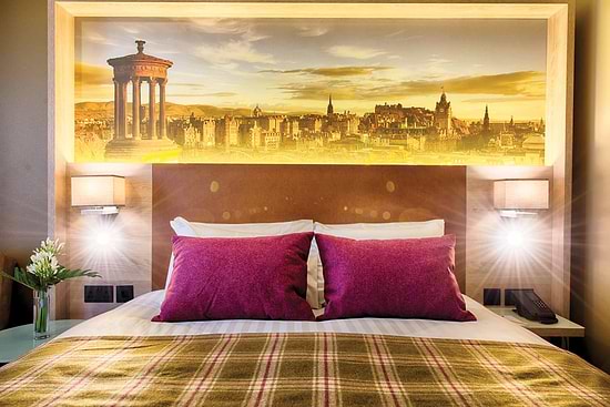 Leonardo Edinburgh Haymarket - Suite