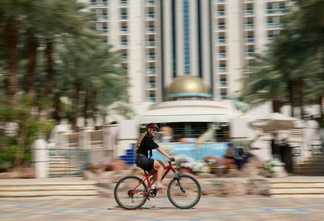 De promenade bij Herods Palace Eilat Hotel