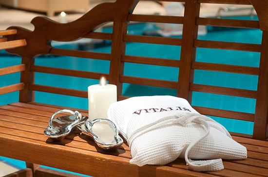 Herods Vitalis Eilat Hotel - Bademantel und Hausschuhe