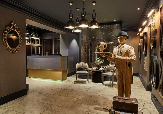 The Rex - Reception