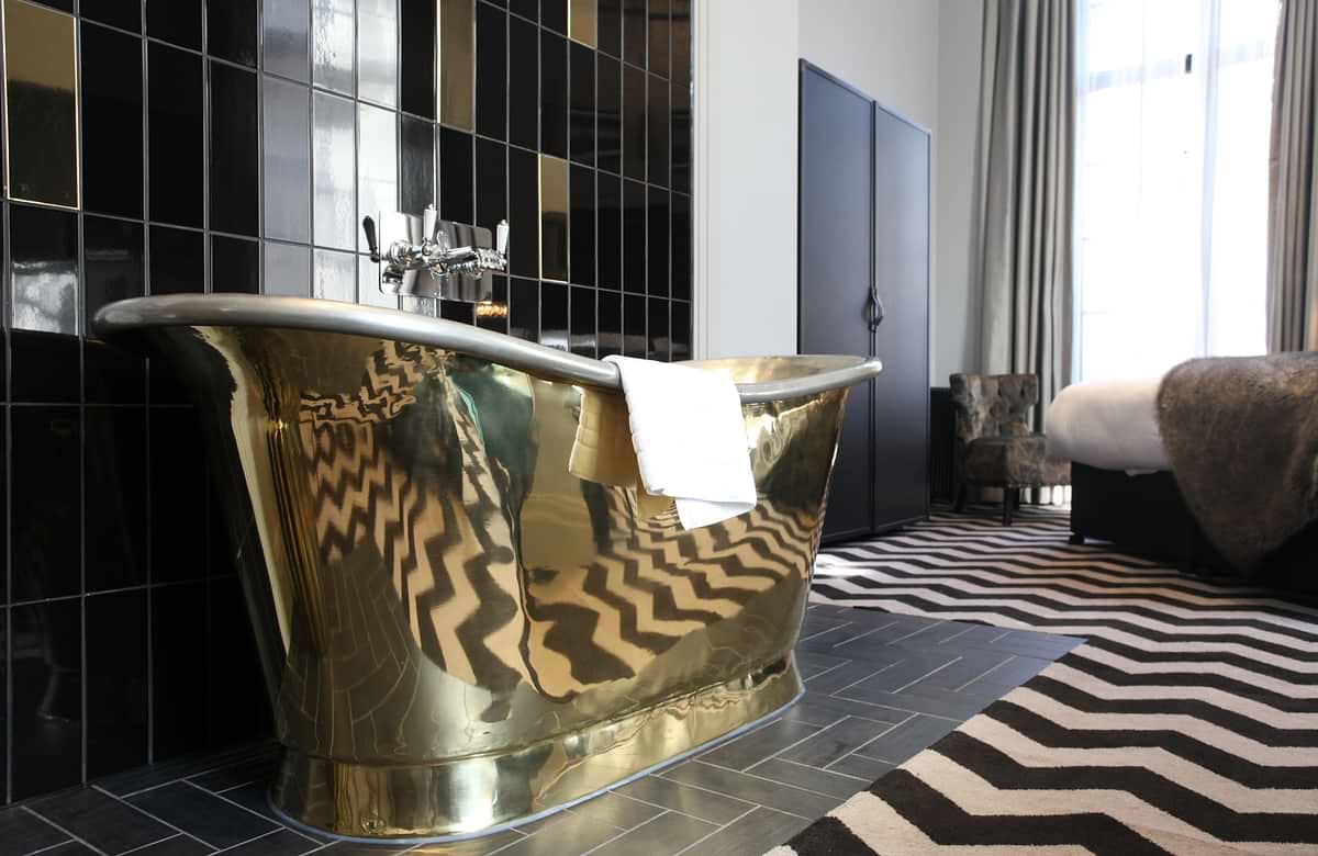 Hotel Gotham Bank Manager Suite