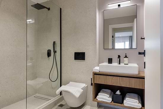 Plaka One Bedroom Suite - Bathroom