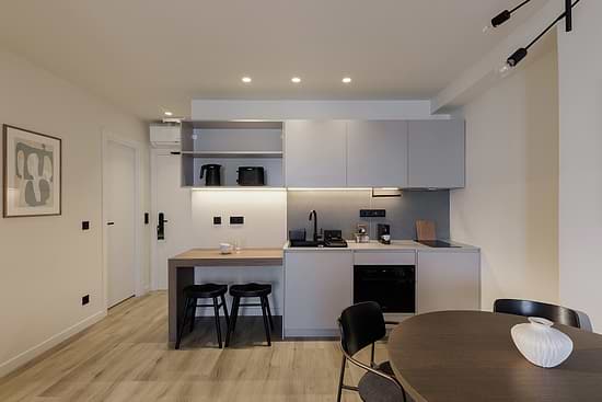 Plaka One Bedroom Suite with Balcony - Kitchen