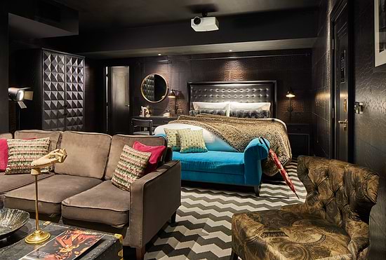 The Rex - Inner Sanctum with wonderwall screen