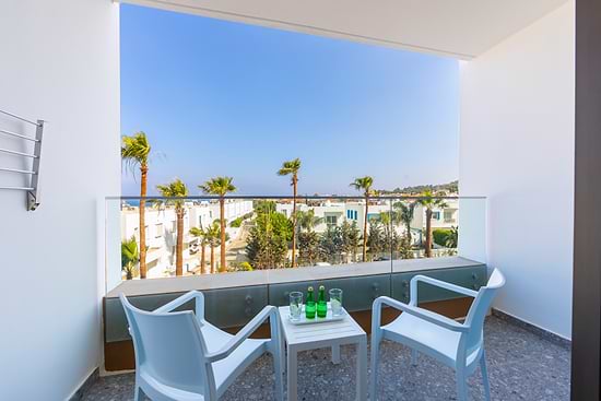Leonardo Crystal Cove Hotel & Spa by the Sea - Adults Only - номер стандартный
