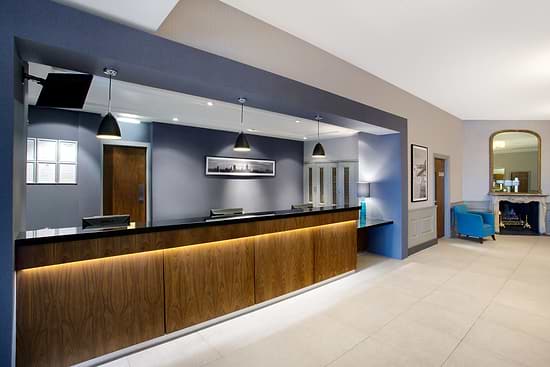 Leonardo Hotel and Conference Venue Aberdeen Airport - Приемная