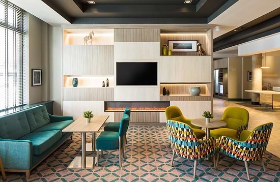 Leonardo Hotel Belfast- Lobby