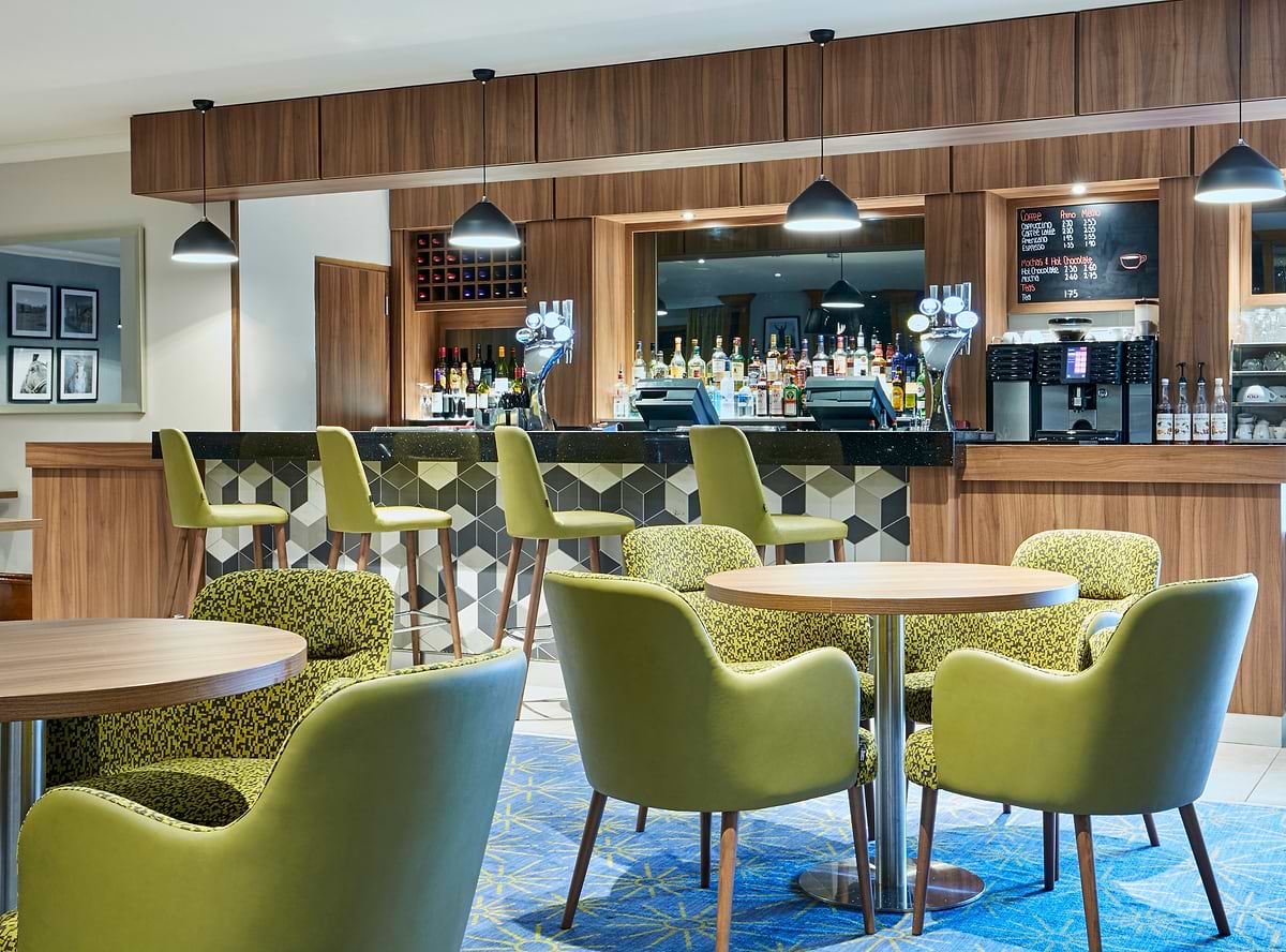 Leonardo Hotel Cheltenham - Bar
