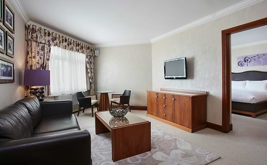 Leonardo Hotel Cheltenham - Suite