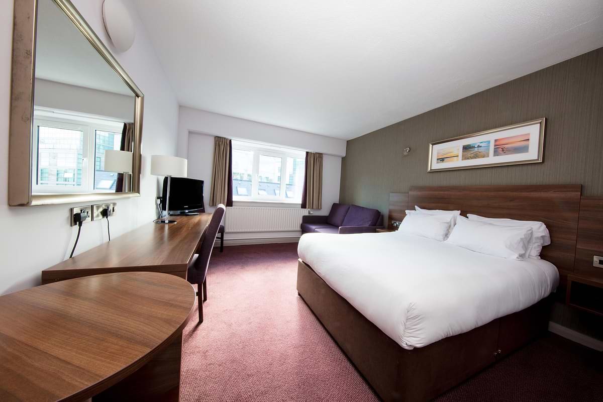 Leonardo Hotel Cork - Standard Room with Superior Package
