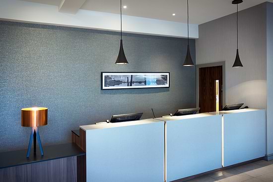 Leonardo Hotel East Midlands Airport - Reception