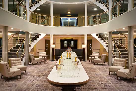 Leonardo Hotel and Conference Venue Hinckley Island - Atrium