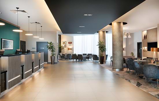 Leonardo Hotel London Watford - Лобби