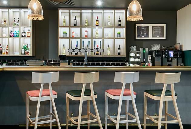 Leonardo Hotel Manchester Central - Oddsocks Bar & Kitchen