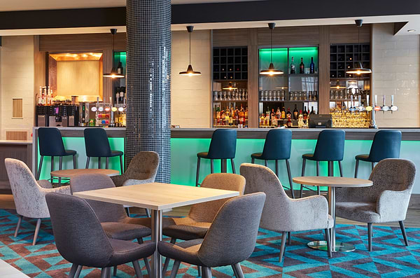 Leonardo Hotel Southampton - Bar