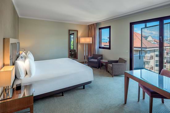فندق «إيفيان-لي-بان» في Leonardo Hotels - غرفة كومفورت