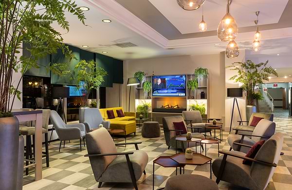 杜塞尔多夫机场拉廷根莱昂纳多酒店 - 大堂