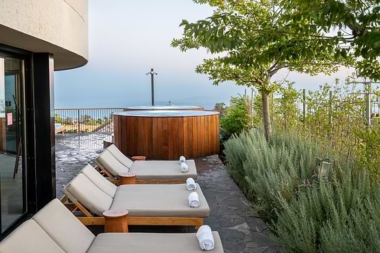 Canaan Hotel